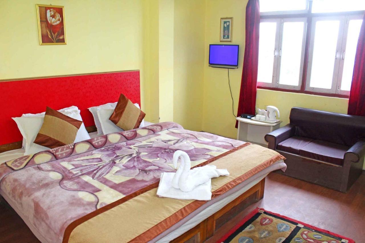 Norling Retreat Hotel Pelling Eksteriør billede